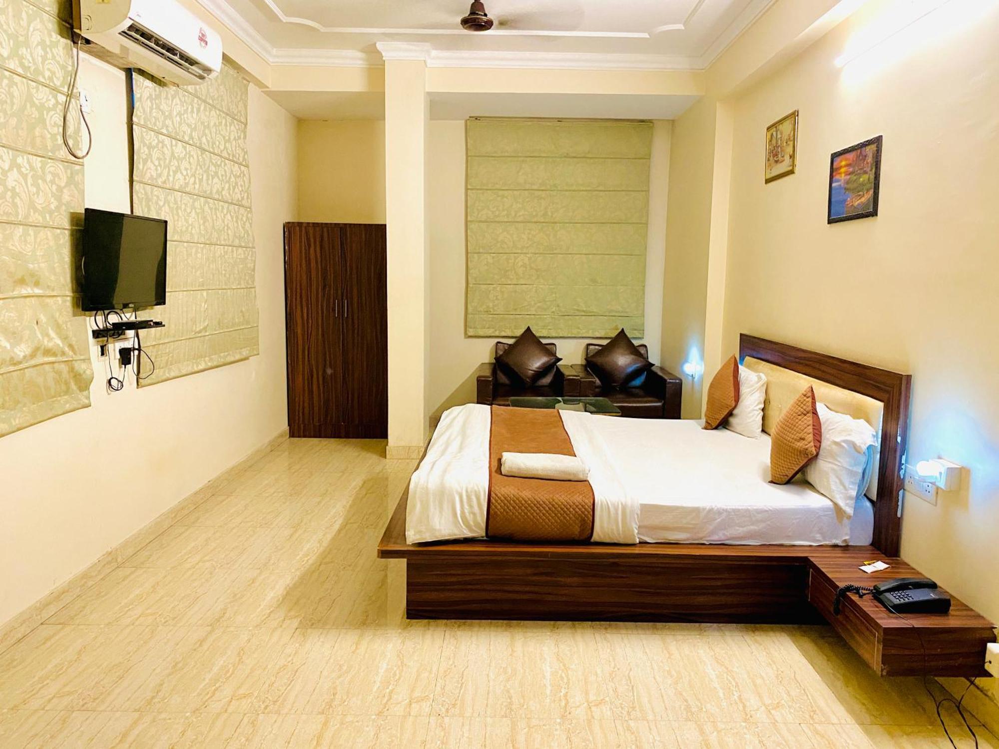 OYO 10317 Hotel Mock Orange Jaipur Buitenkant foto