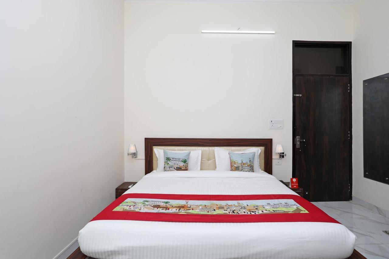 OYO 10317 Hotel Mock Orange Jaipur Buitenkant foto