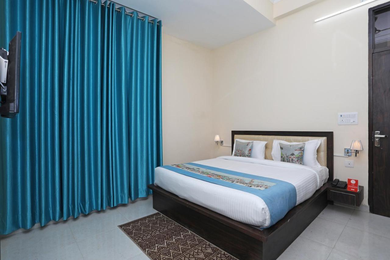 OYO 10317 Hotel Mock Orange Jaipur Buitenkant foto