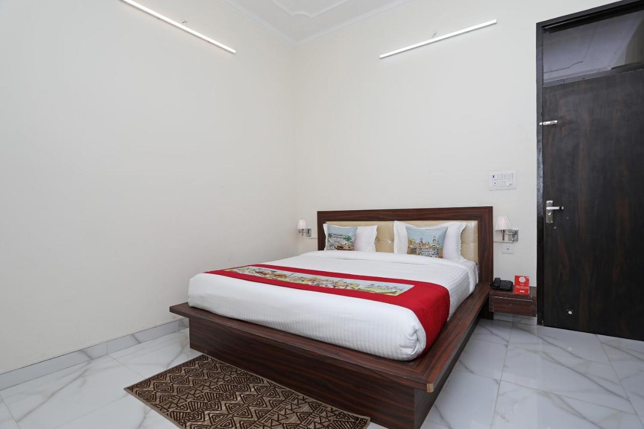 OYO 10317 Hotel Mock Orange Jaipur Buitenkant foto